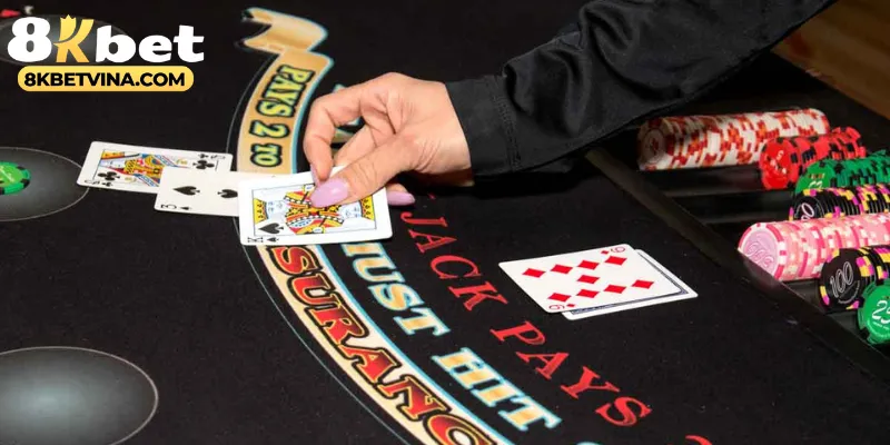 Các chiến thuật tăng tỷ lệ chiến thắng khi chơi blackjack 8KBET